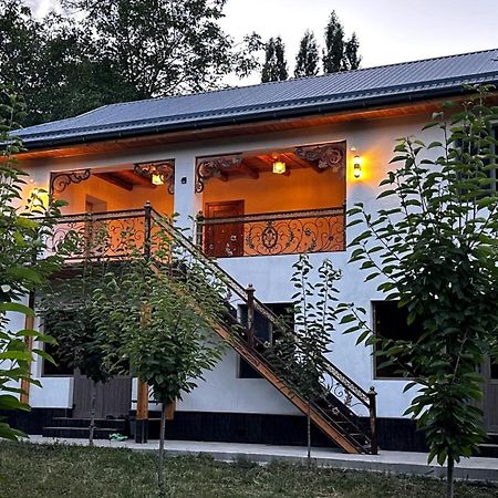 Hayat Guesthouse Nuratau Mountain Yukary-Ukhum Ngoại thất bức ảnh